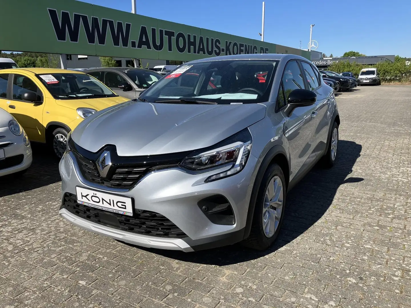 Renault Captur 1.3 TCe 140 EVOLUTION Klima Automatik Grau - 1