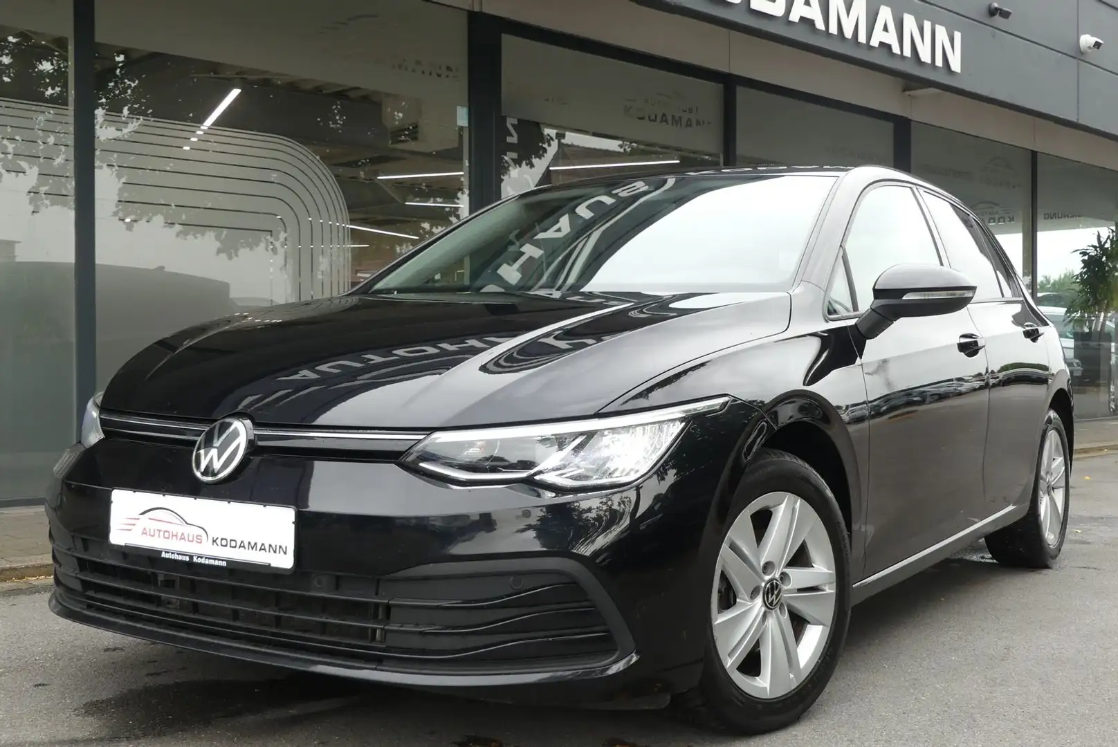 Volkswagen Golf Life 2.0TDI*ACC*Navi*PDC*AppleCar*Virtual* Noir - 1