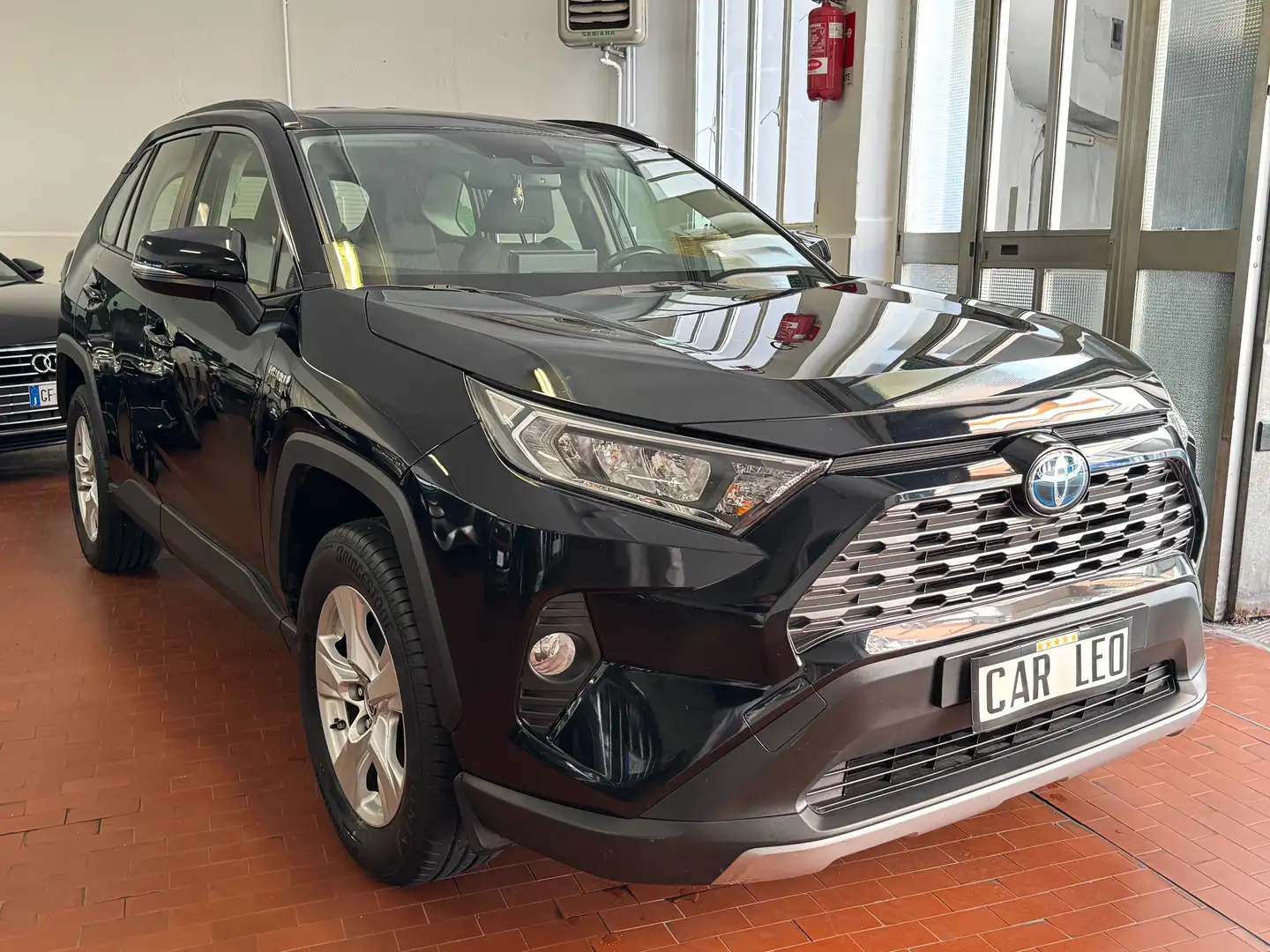 Toyota RAV 4 Rav4 2.5 vvt-ie h business awd-i 222cv e-cvt Zwart - 2