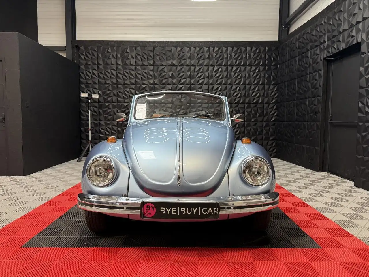 Volkswagen Coccinelle KARMAN 1302 LS 1600CC REFAITE À NEUF INTÉRIEUR CUIR SUR MESURE GARANTIE 12 MOIS, foto 2