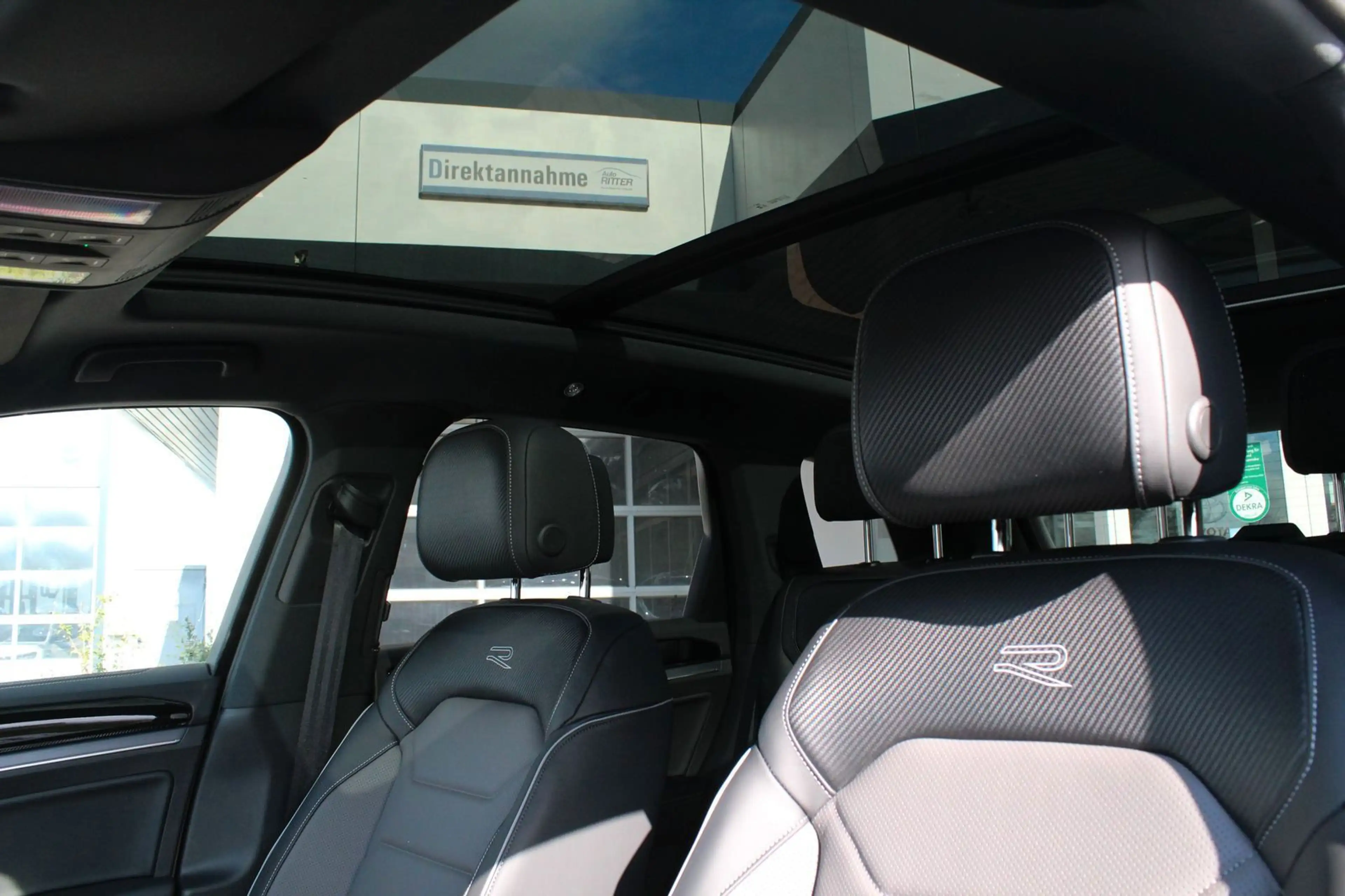 Volkswagen Touareg R-Line Final Edition Pano+SHZ+CarPlay... — photo 14