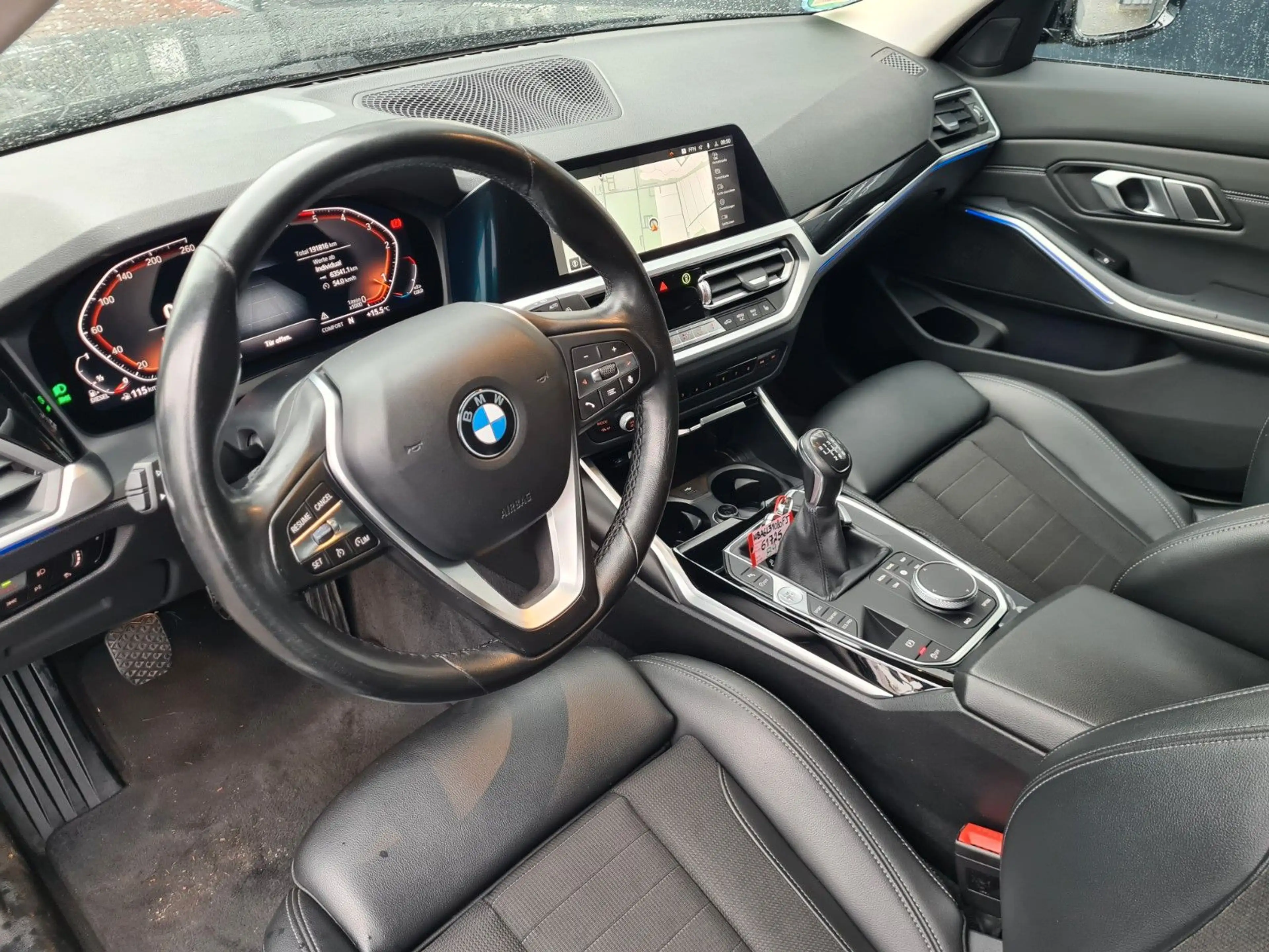 BMW 318 d T Sport Line - LC PRO - SHADOW - AHK - — photo 10