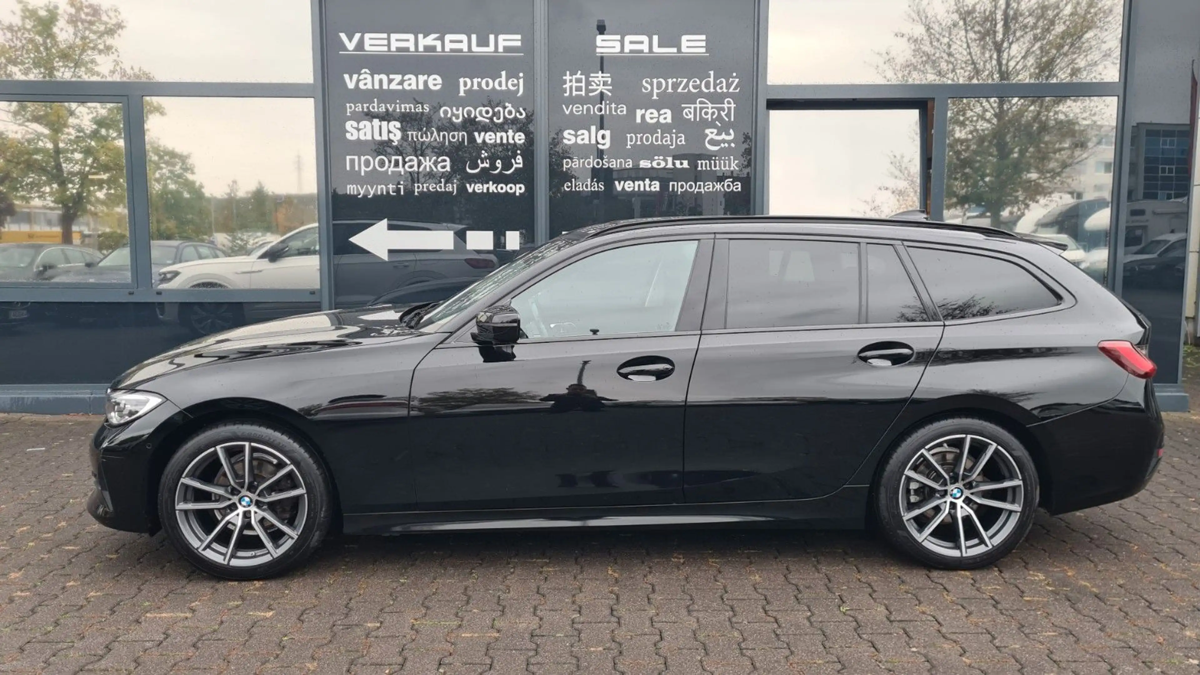 BMW 318 d T Sport Line - LC PRO - SHADOW - AHK - — photo 4