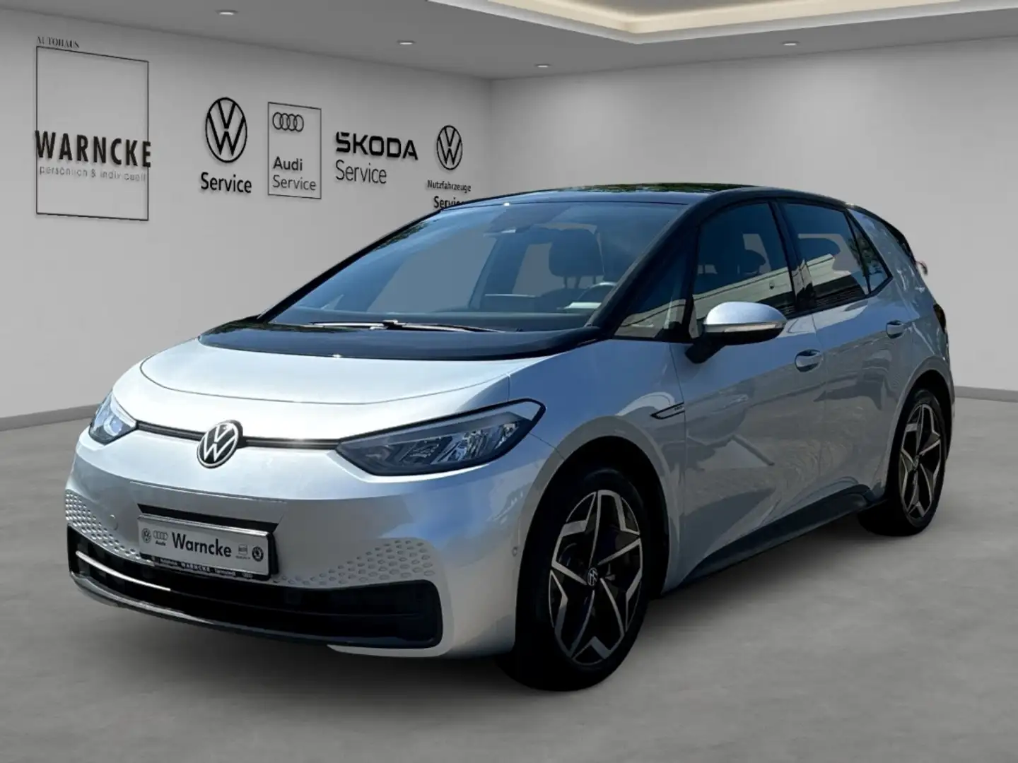 Volkswagen ID.3 Pro Perfomance 62 kWh LED ACC NAV SHZ PDC RFK LM Silber - 1