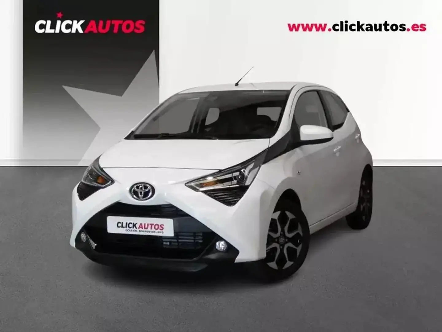 Toyota Aygo 70 x-play Blanc - 1