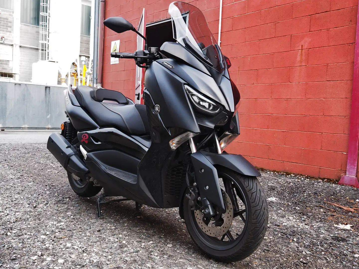 Yamaha X-Max 300 iron max Nero - 2