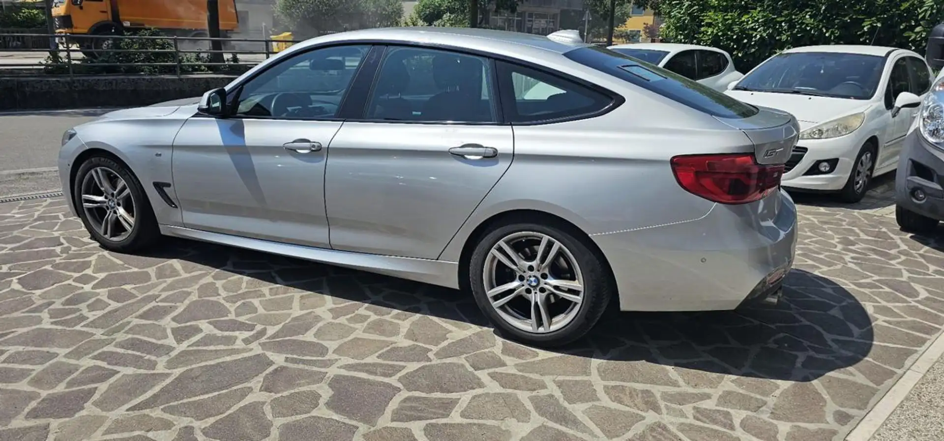 BMW 320 d Gran Turismo Sport Zilver - 2