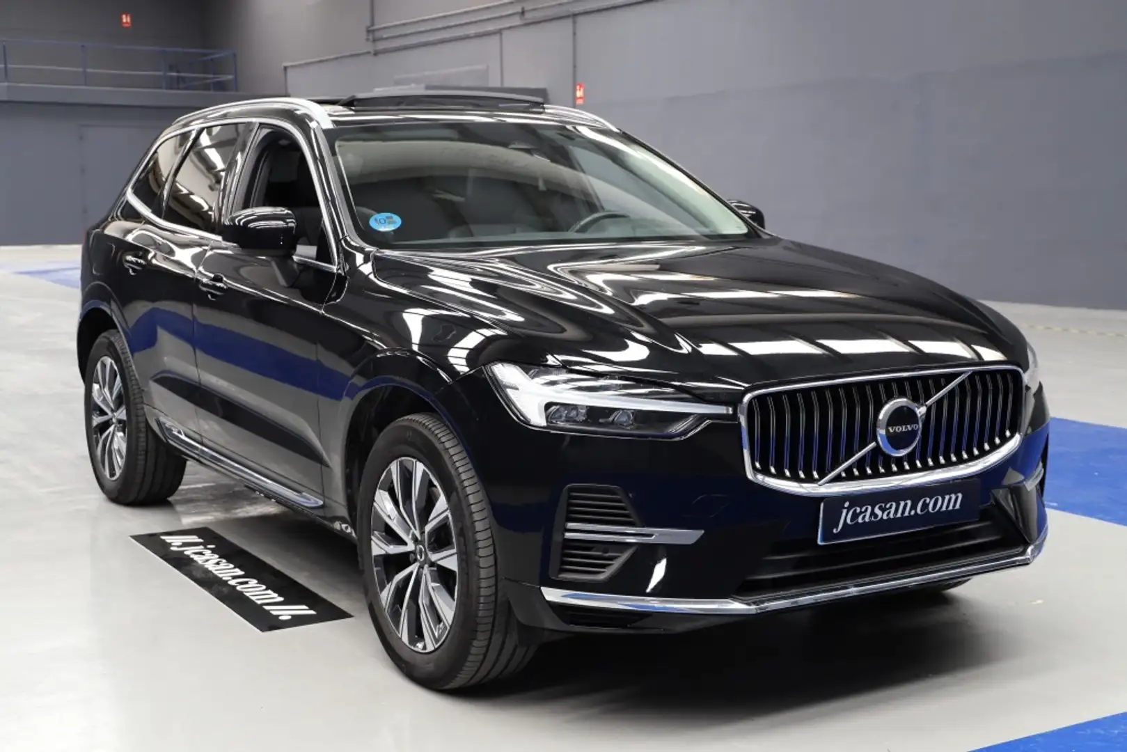 Volvo XC60 T6 Recharge Inscription Negro - 2