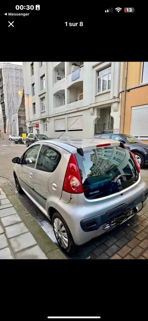 Peugeot 107 1.0i - 2