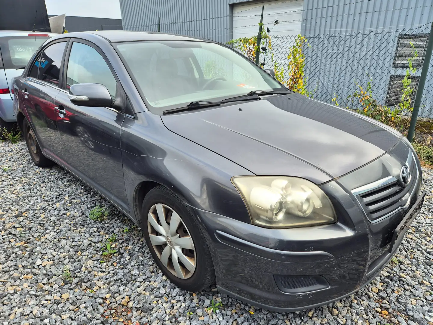 Toyota Avensis 2.0 Turbo D4D 16v Linea Luna //MARCHAND OU EXPORT/ Сірий - 1