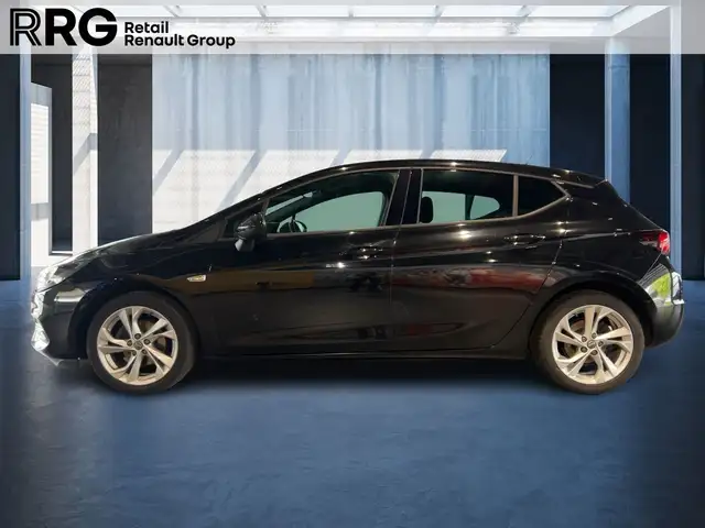 Opel Astra view 2