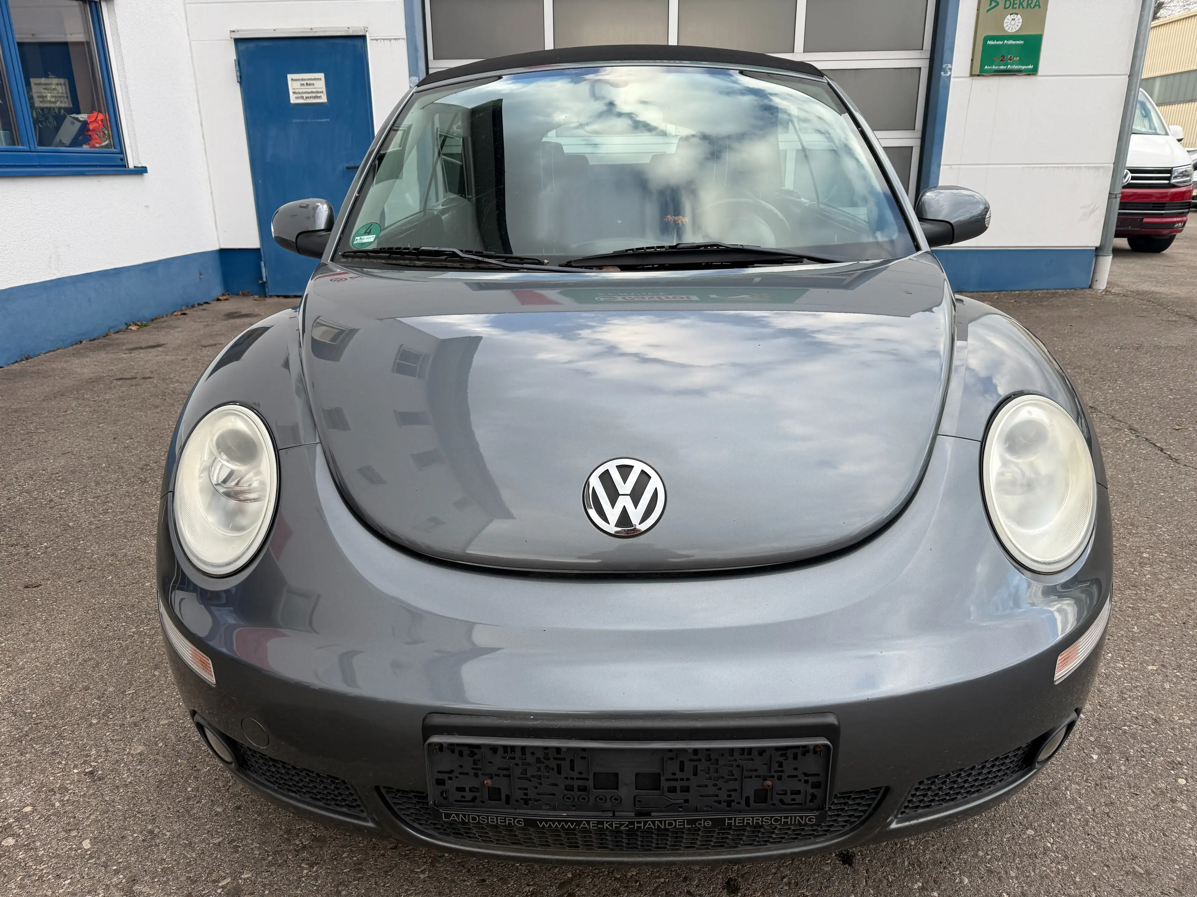Volkswagen New Beetle 1.6 — photo 2