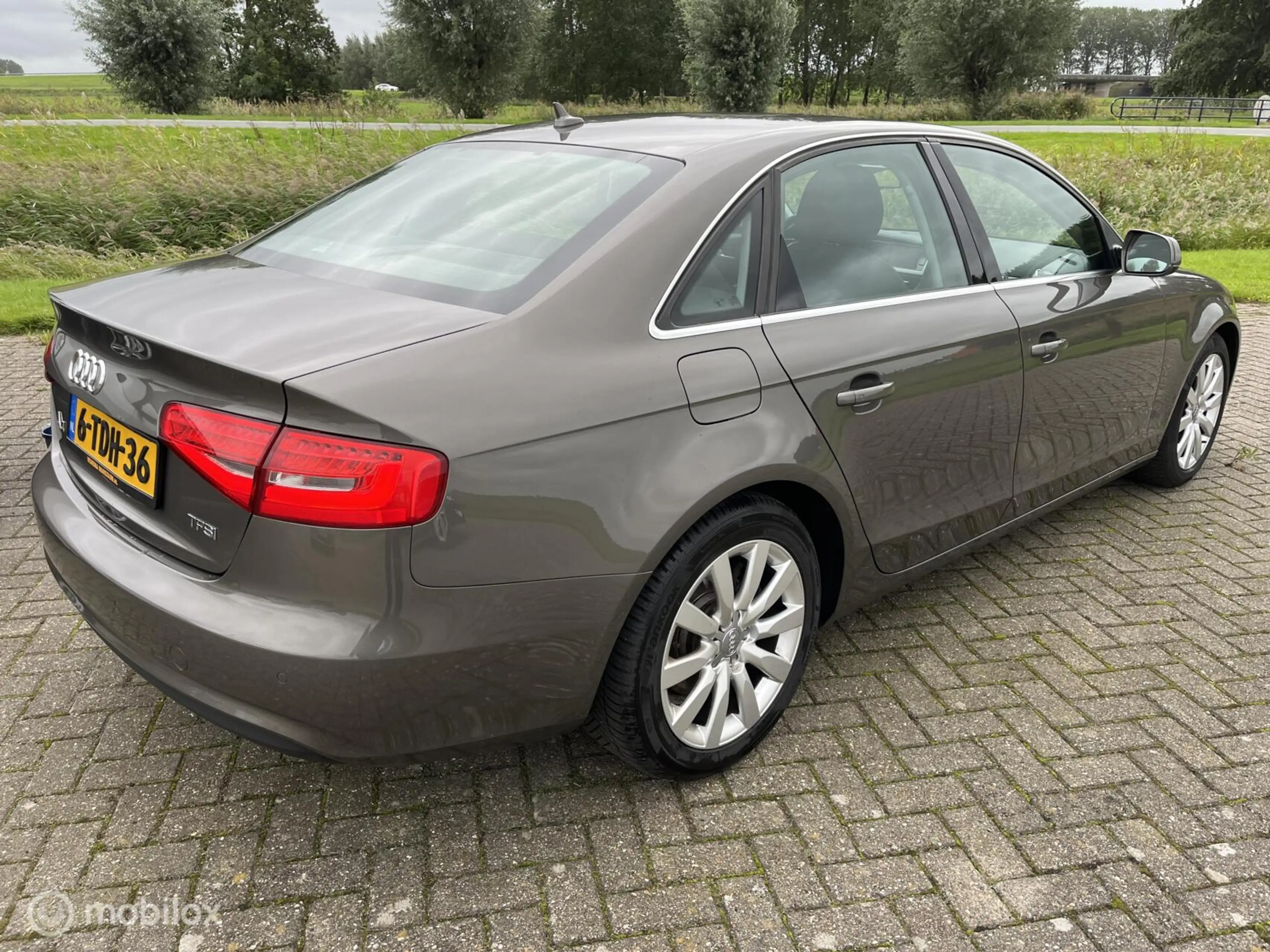 Audi A4 Limousine 1.8 TFSIe Edition — photo 4
