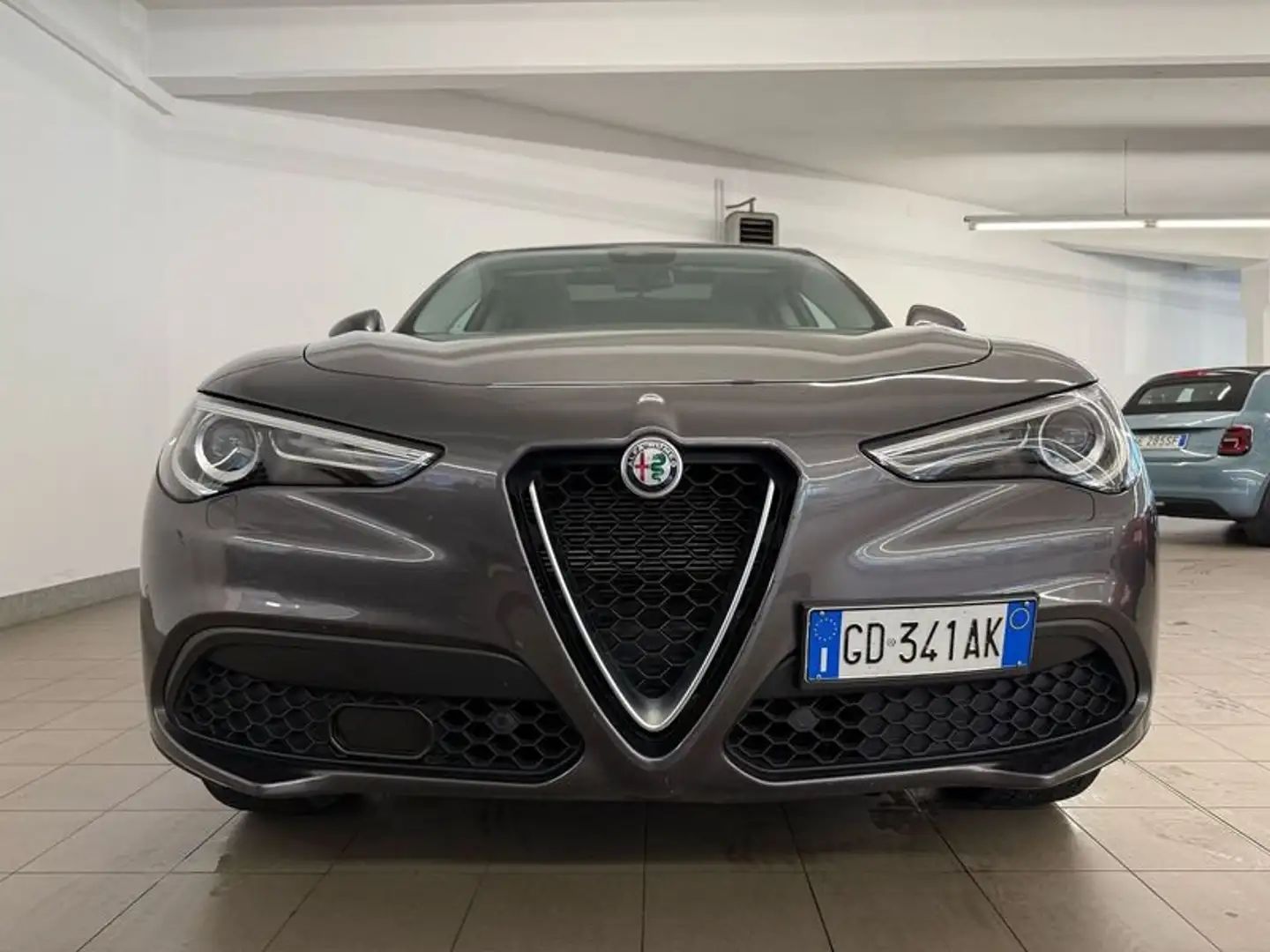 Alfa Romeo Stelvio 2.0 Turbo 200 CV AT8 Q4 Executive Tetto Harmann Grigio - 2