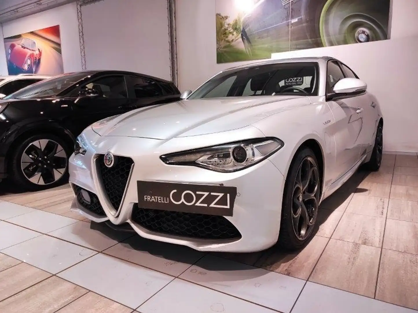 Alfa Romeo Giulia (2016) - Giulia 2.2 Turbodiesel 210 CV AT8 AWD Q4 Argento - 2