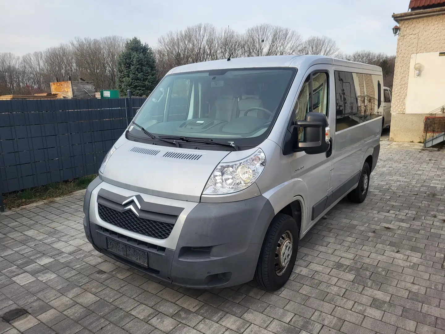Citroen Jumper 33 L2H2 3,3t 2,2 HDi Silber - 2