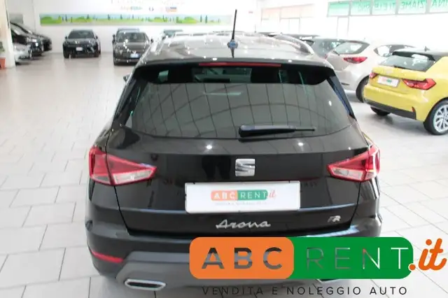 Seat Arona view 6