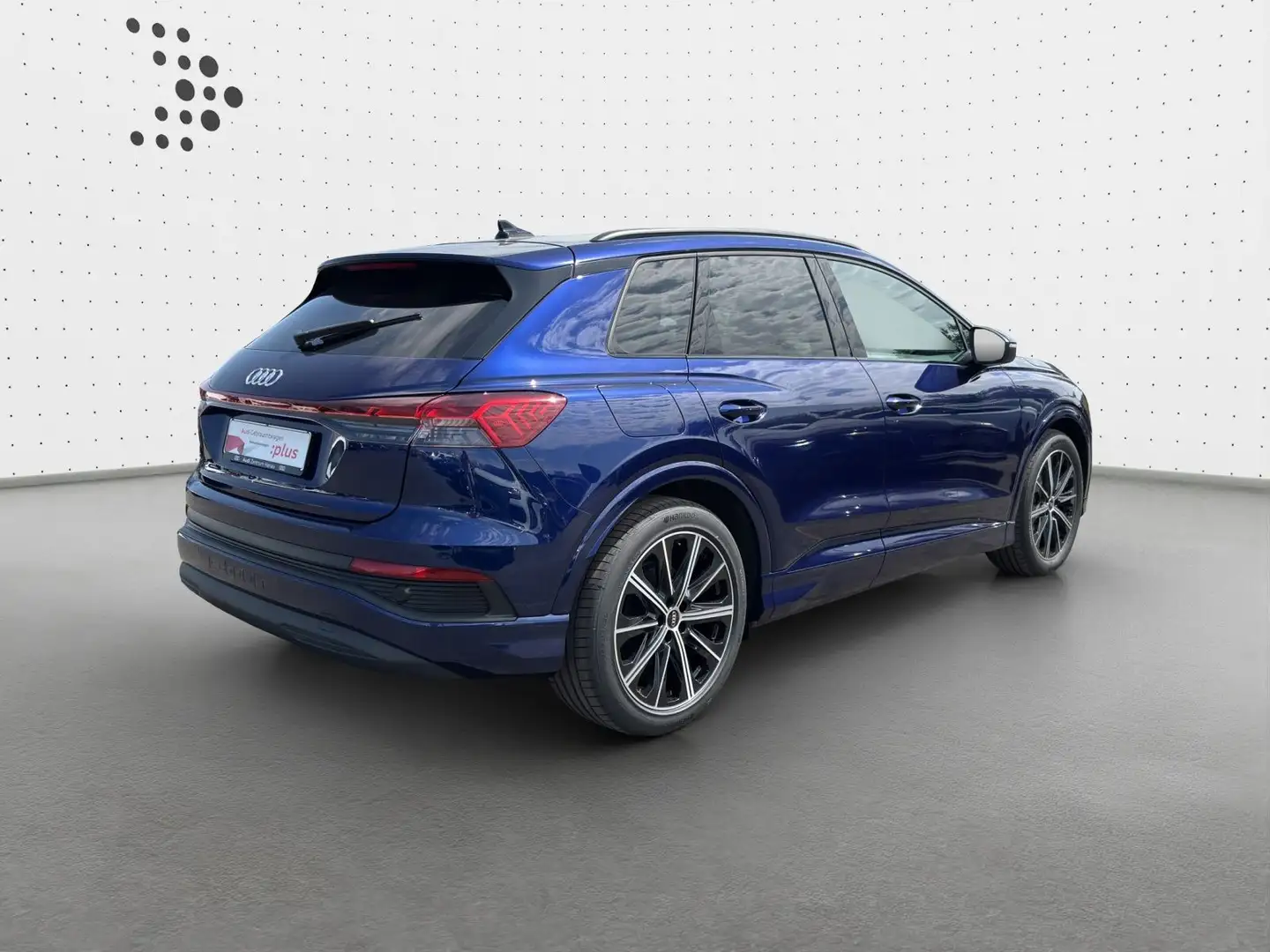 Audi Q4 e-tron 45 advanced*NAVI-PLUS*HUD*AHK*OPTIK-PA Blau - 2
