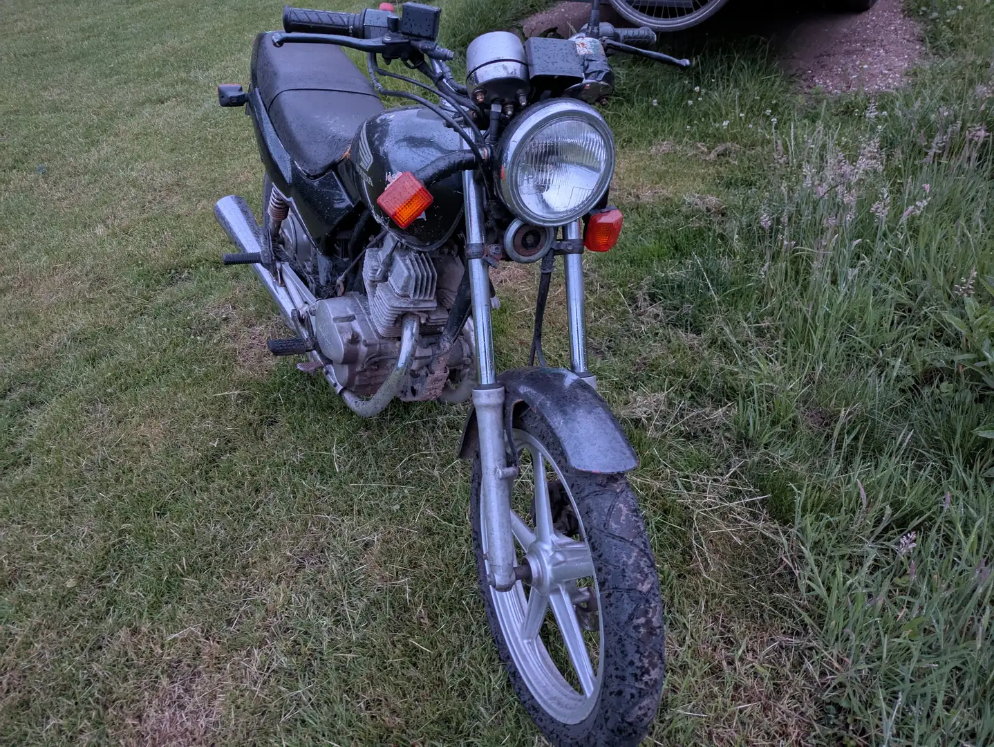 Honda CB 250 Gris - 1