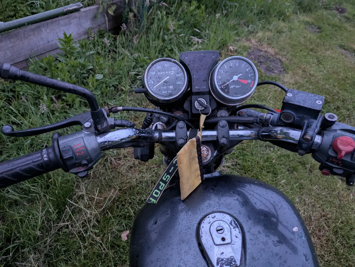 Honda CB 250 Gris - 2