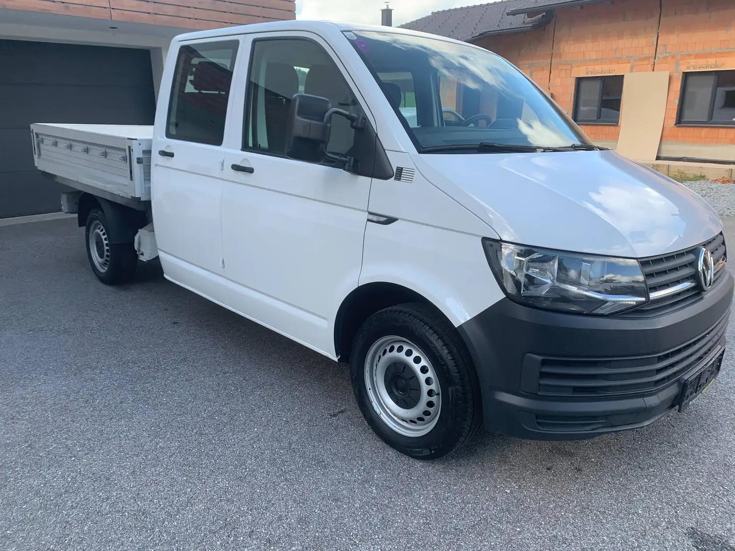 Volkswagen T6 Transporter Doka-Pritsche Weiß - 2