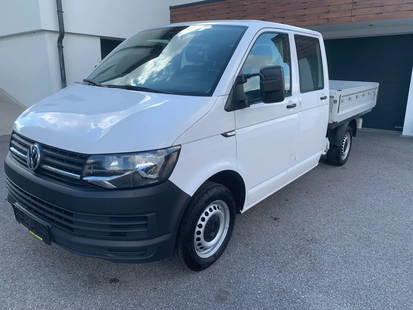 Volkswagen T6 Transporter Doka-Pritsche Weiß - 1
