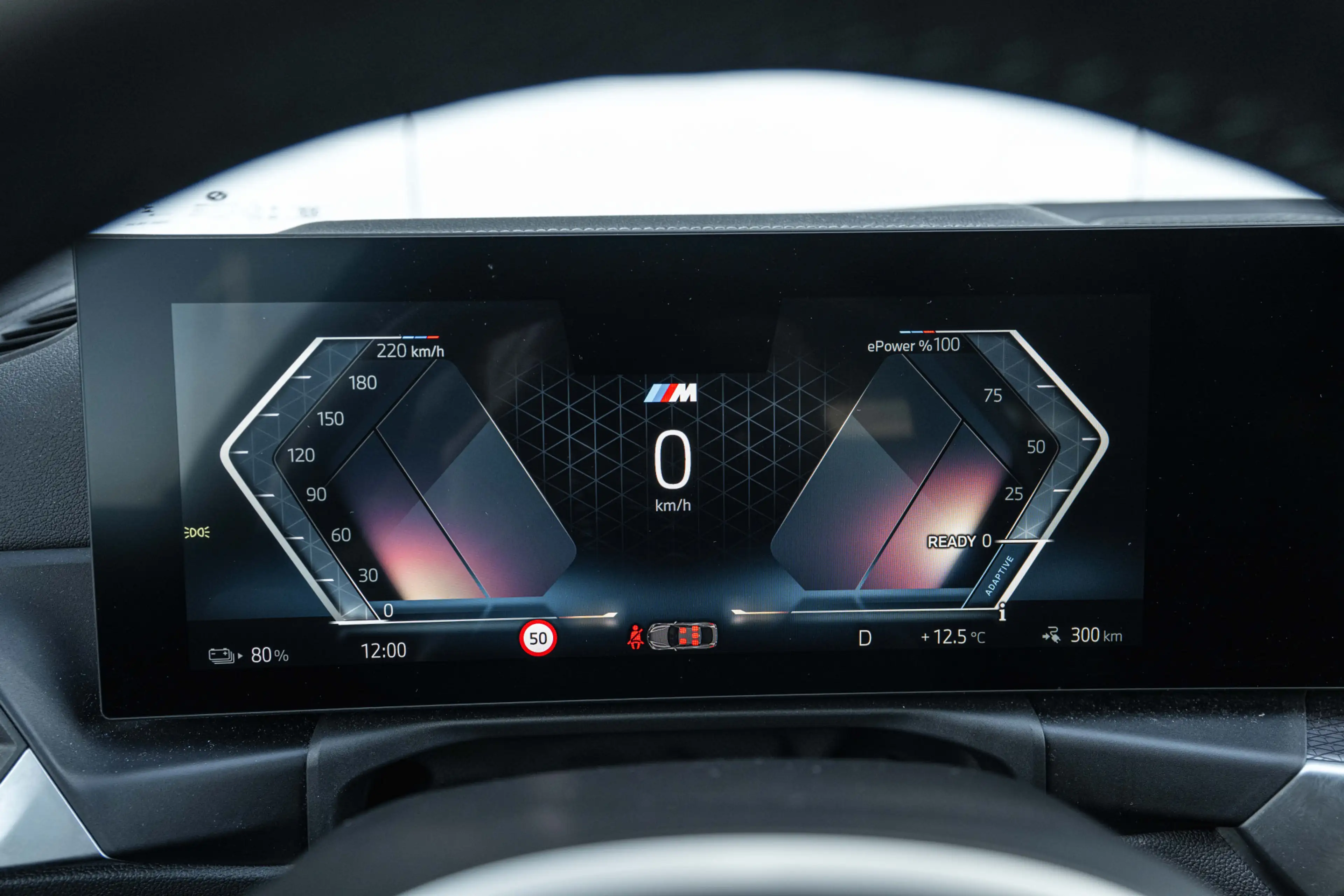 BMW i4 eDrive40 M Sport / Harman Kardon / Stoelverwarming — photo 12