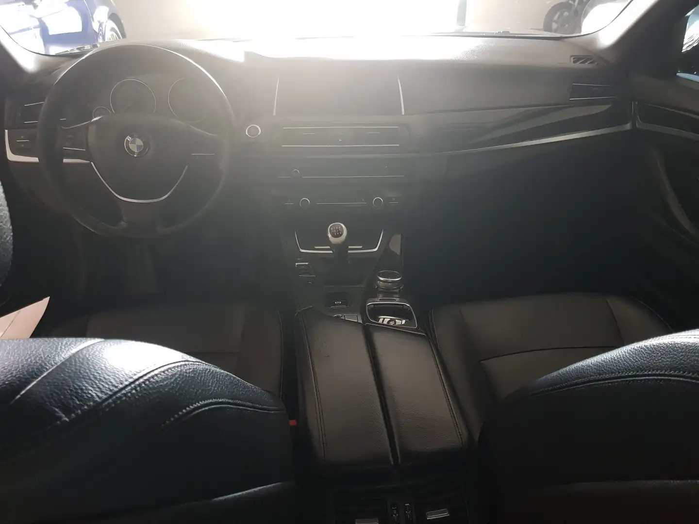 BMW 520 Serie 5 F11 2013 520d Touring Luxury 184cv E6 Grigio - 2