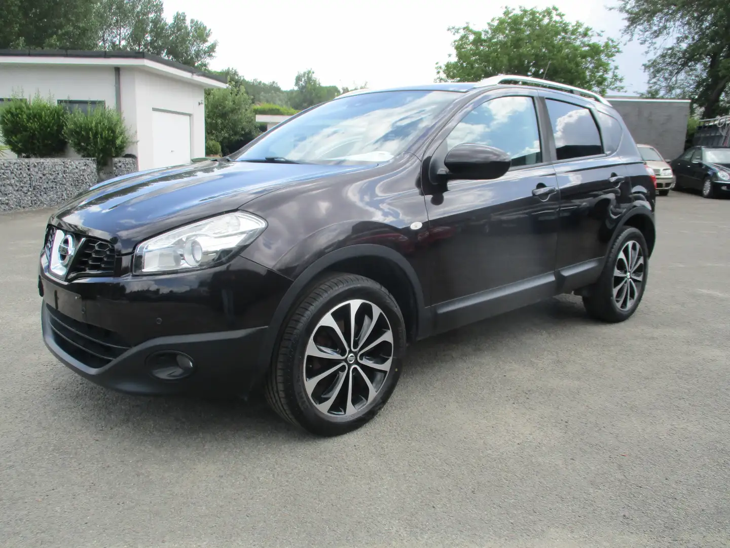 Nissan Qashqai 1.5DCi Leder/Navi/Auto Airco/Garantie/Gekeurd Paars - 1