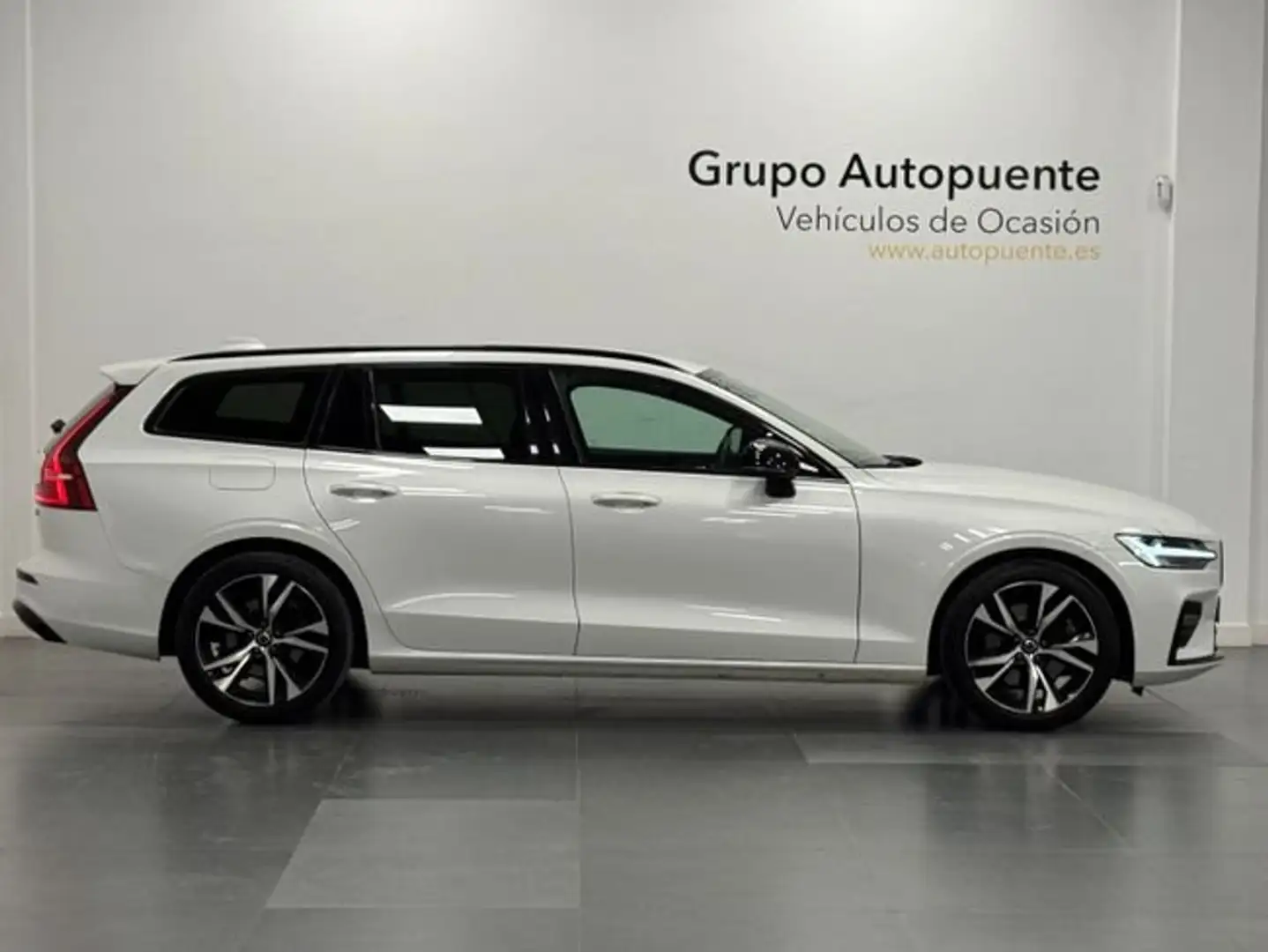 Volvo V60 2.0 B4 D PLUS DARK AUTO Blanc - 2