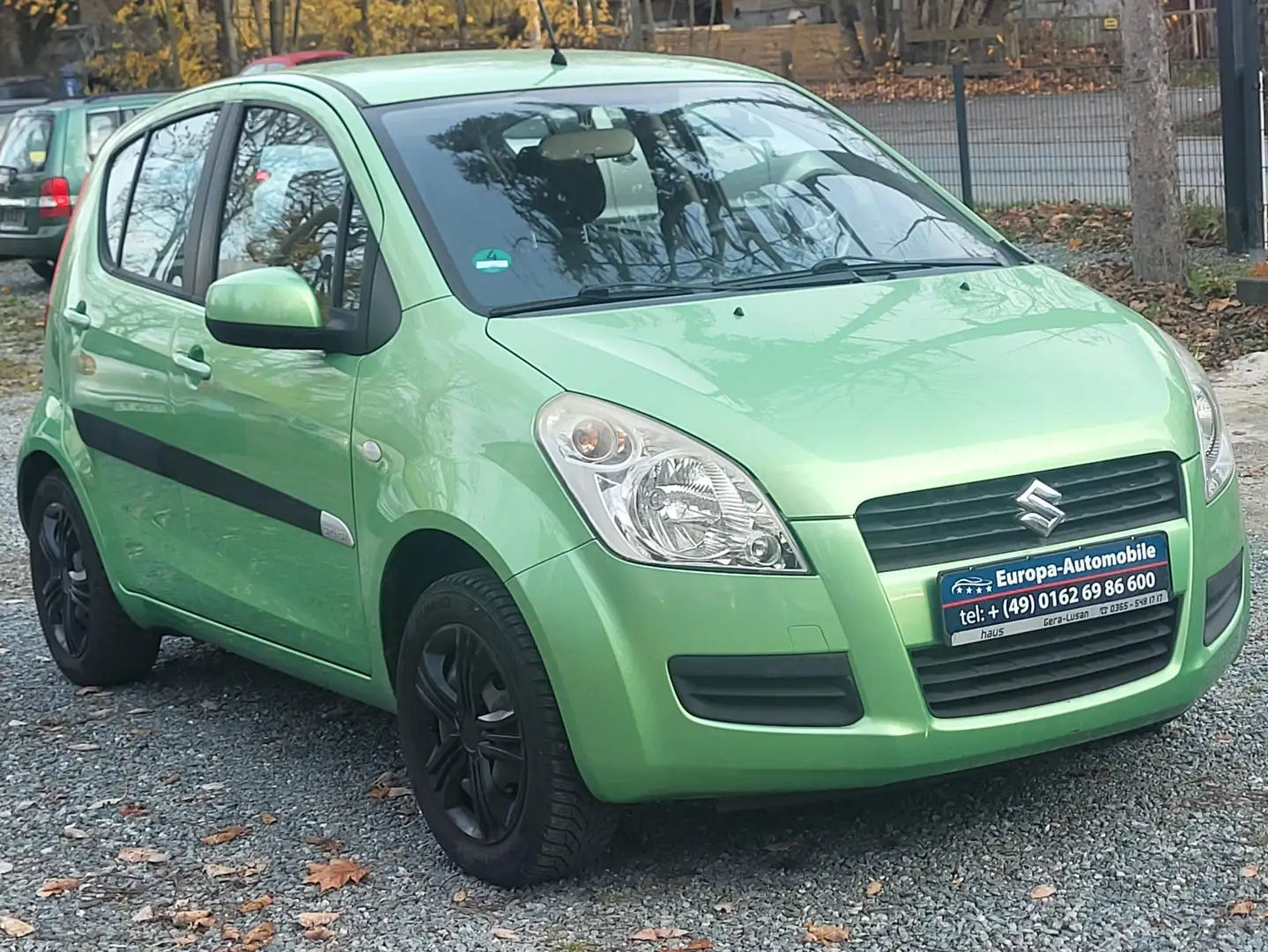 Suzuki Splash Basic. 1.0 Klima.. NEUE TÜV Inspektion Grün - 1