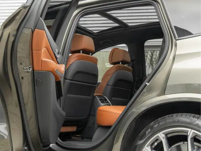 BMW X5 view 28