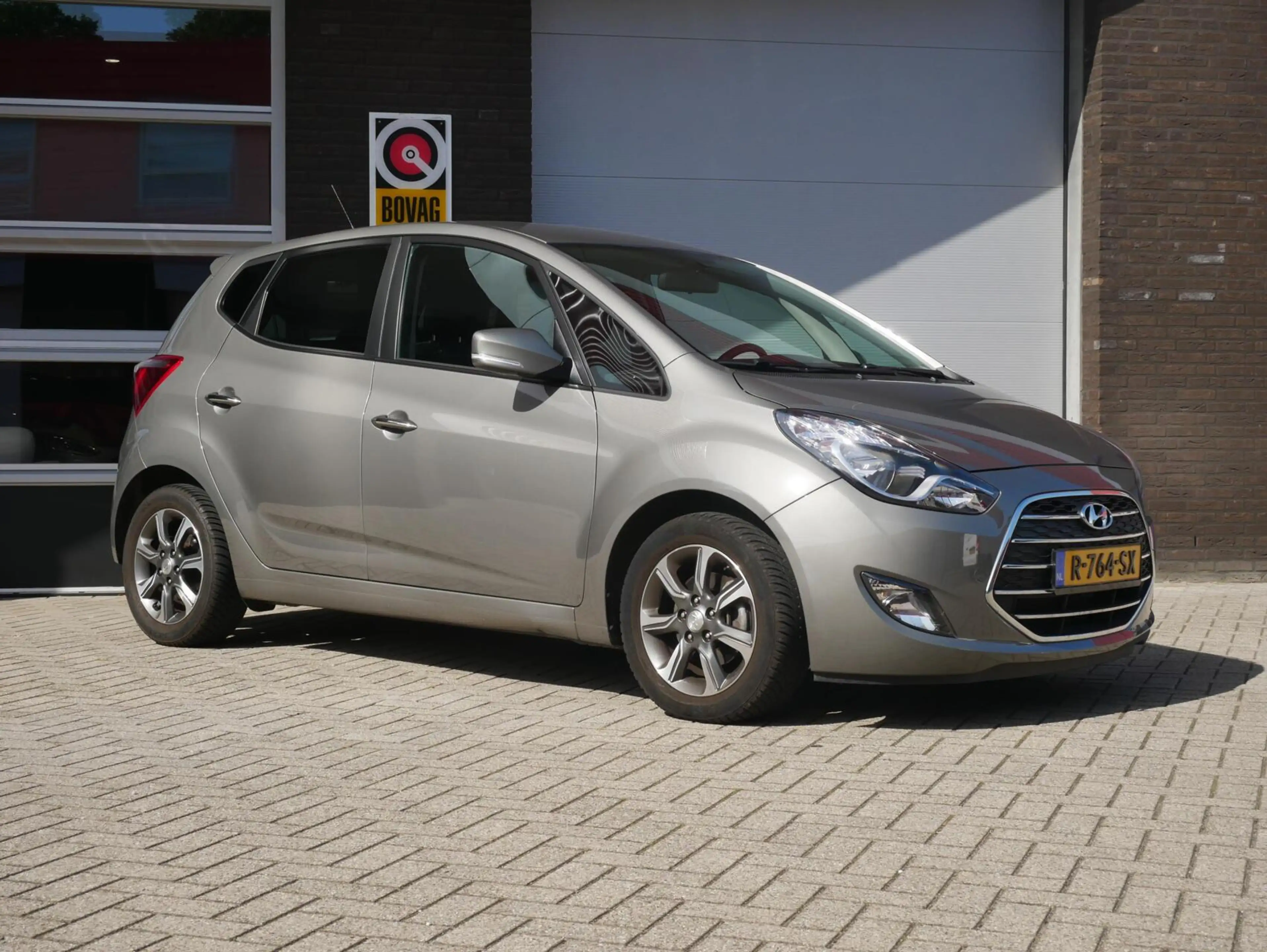 Hyundai iX20 1.6i Premium Camera| Cruise| Navi+BT — photo 14