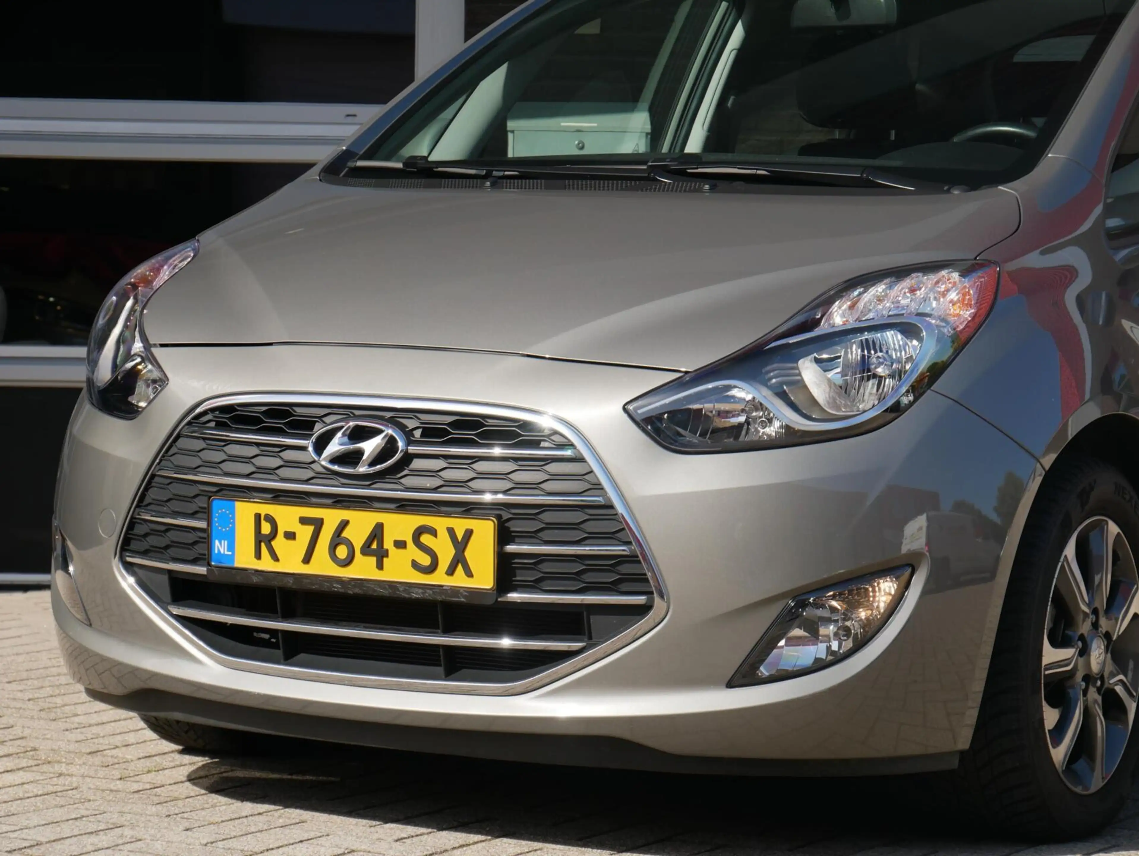 Hyundai iX20 1.6i Premium Camera| Cruise| Navi+BT — photo 25