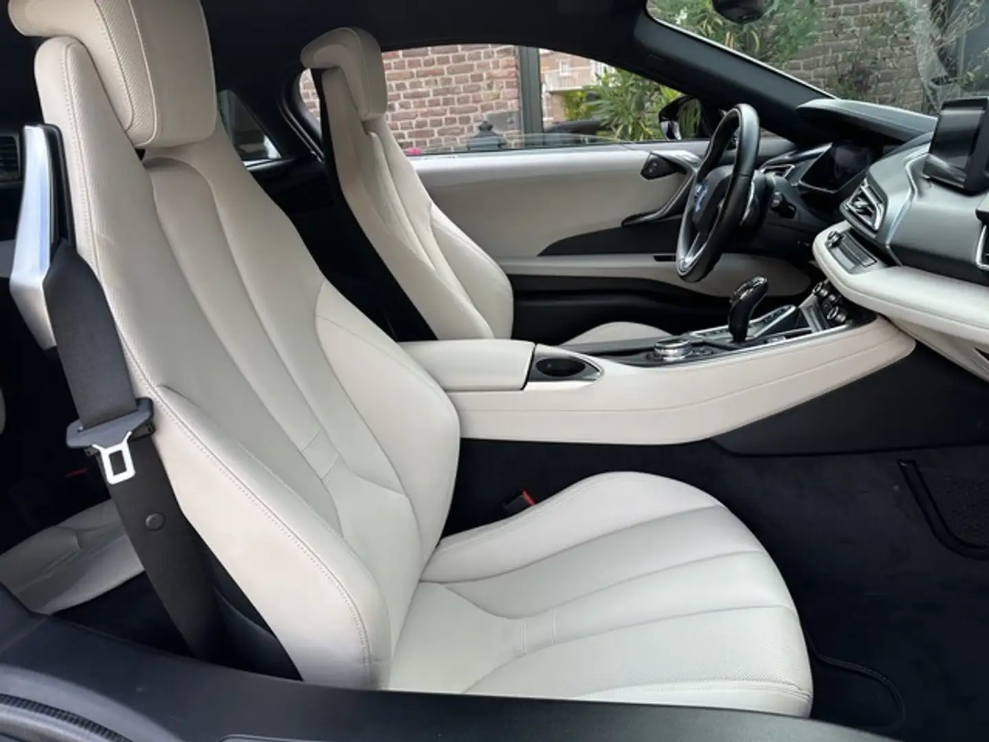 BMW i8 Coupe Pure Impulse *HEAD-UP*20 W-SPEICHEN*KAMERA* Grey - 1