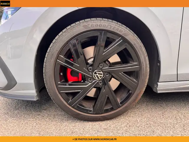 Volkswagen Golf view 15