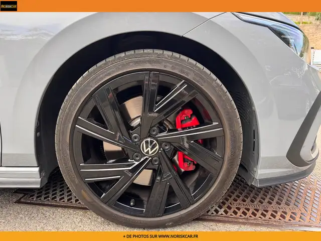 Volkswagen Golf view 14