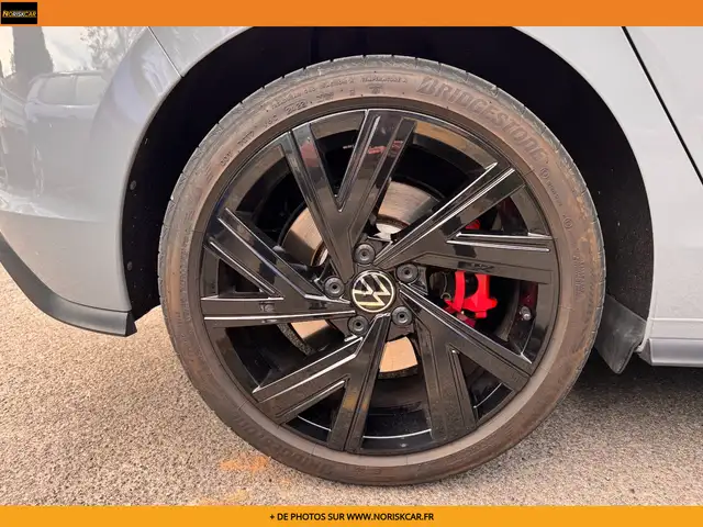 Volkswagen Golf view 13