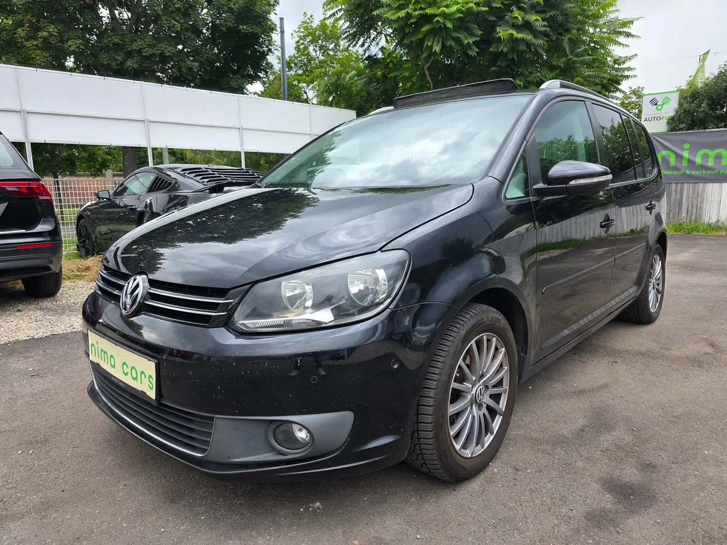 Volkswagen Touran Comfortline 2,0 BMT TDI DPF DSG 7 Sitze/Pano/Stand Schwarz - 1
