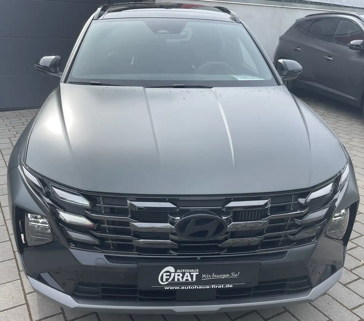 Hyundai TUCSON 1,6 T-Gdi Pano/Schiebedach/LED /NAVI/ R-KAMERA /AC Grau - 2