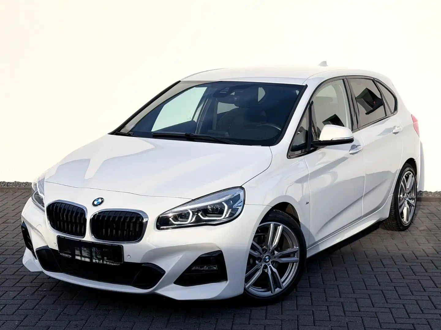 BMW 218 218i Active Tourer M Sport Aut. M Sport Weiß - 1