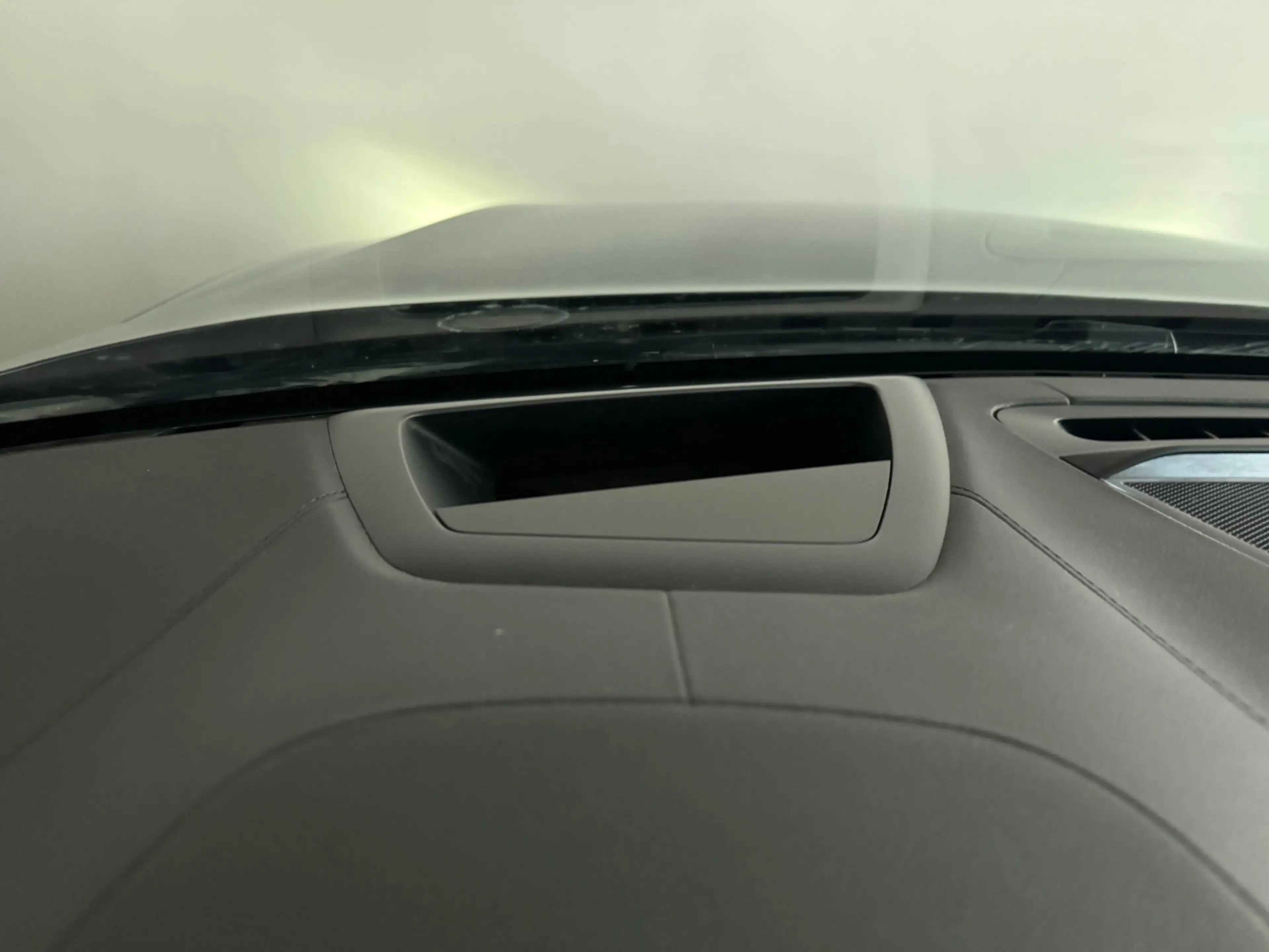Volvo S60 2.0 Recharge T8 AWD Inscription Pano|Memory|Bowers — photo 12