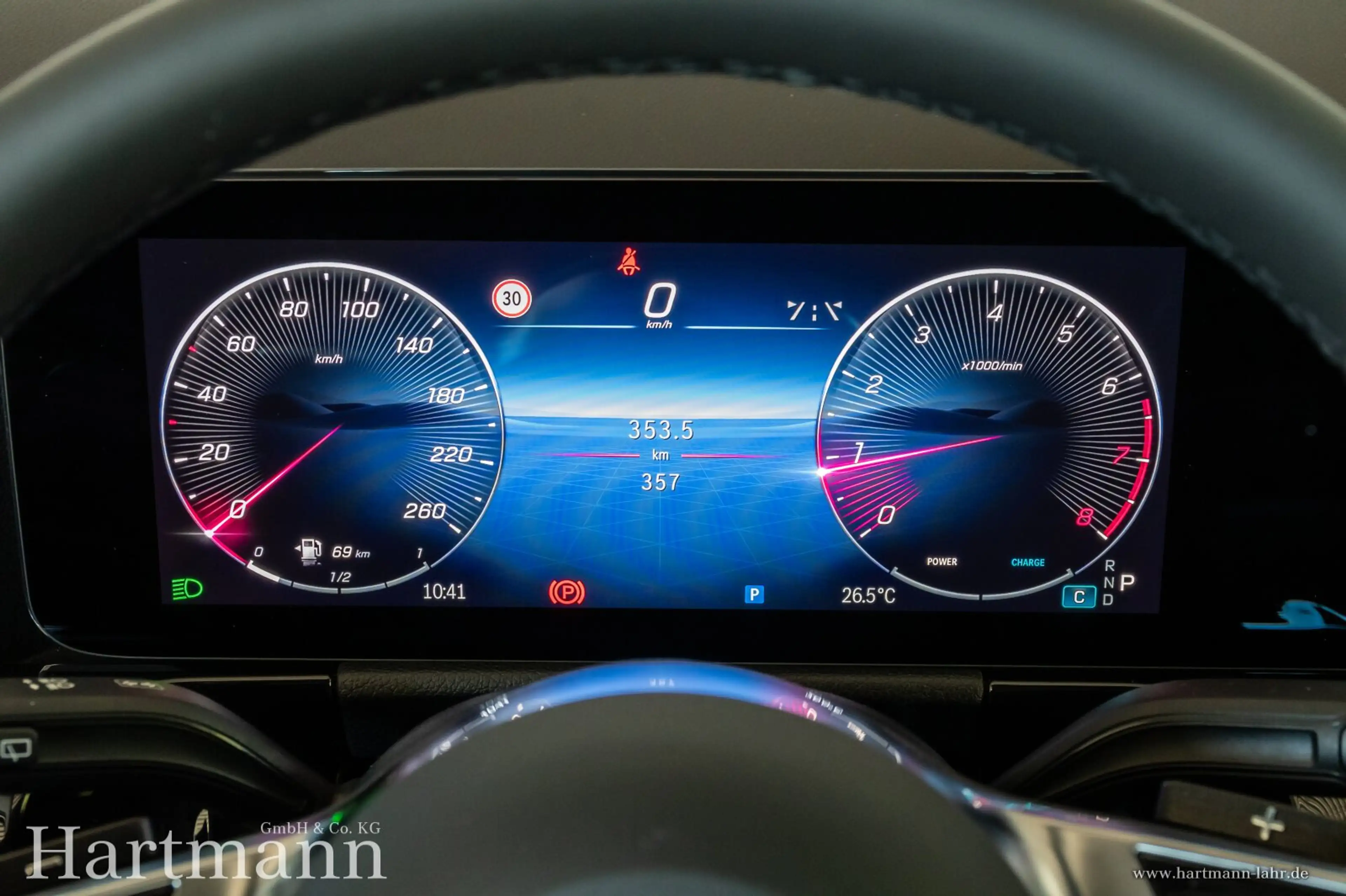 Mercedes-Benz GLA 220 GLA 220 4MATIC Progressive Advanced Burmester LED — photo 11