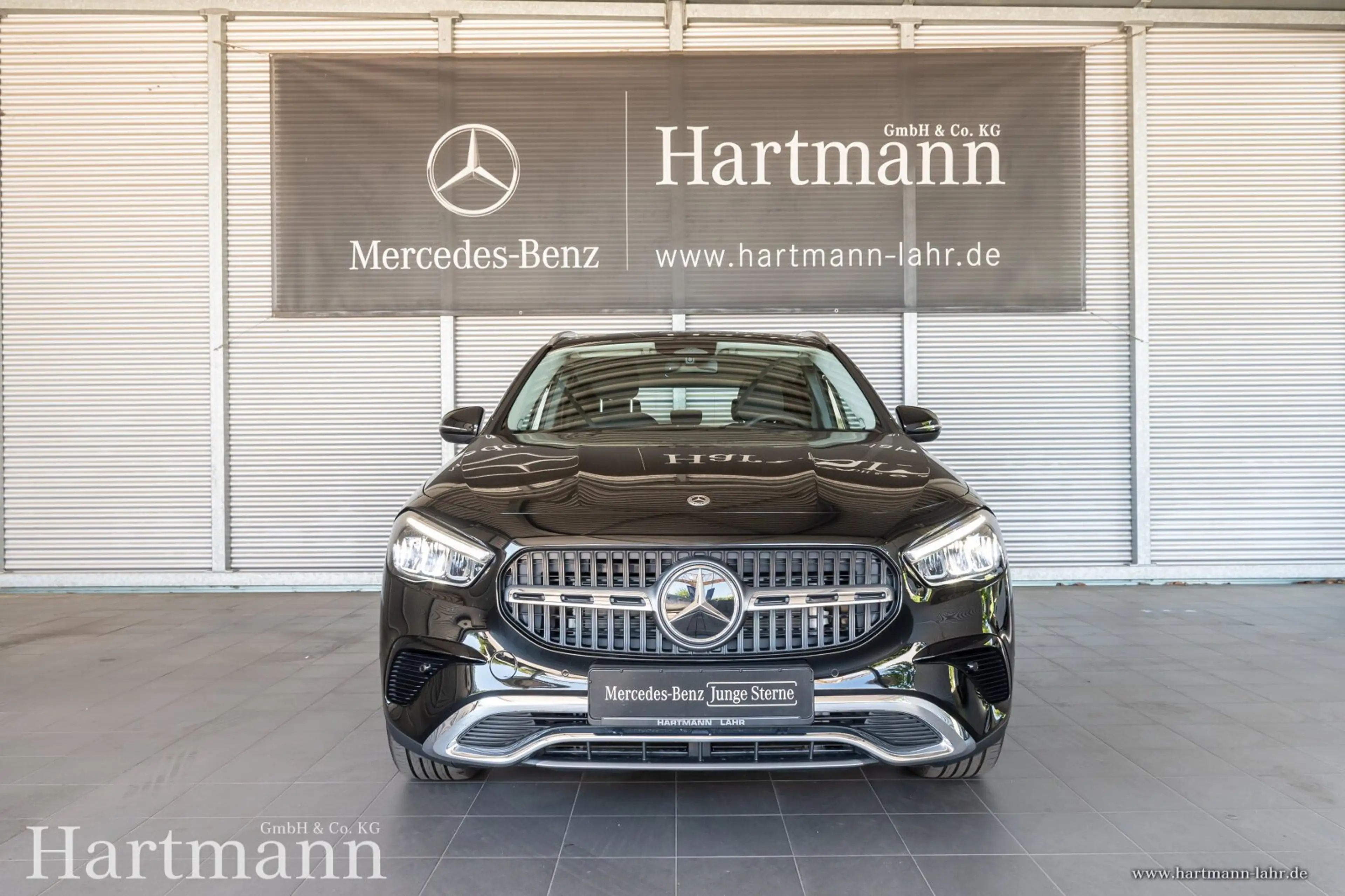 Mercedes-Benz GLA 220 GLA 220 4MATIC Progressive Advanced Burmester LED — photo 3