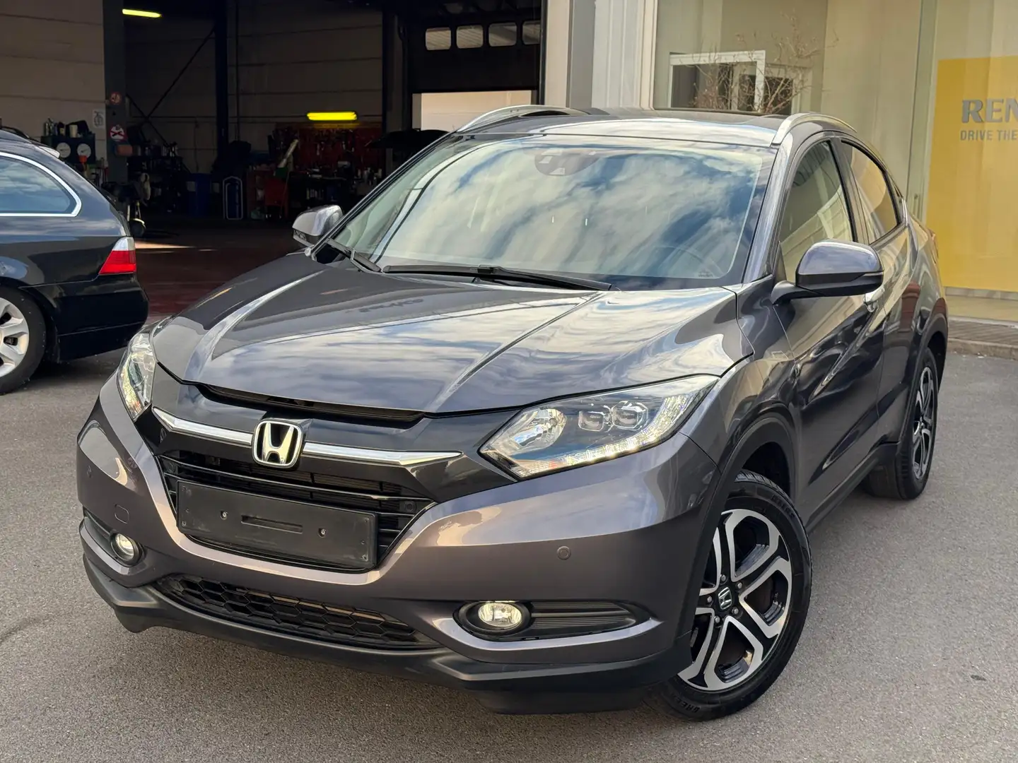 Honda HR-V 1.5I BENZINE 96KW Euro 6B AUTOMATIC TVA INCL Gris - 1