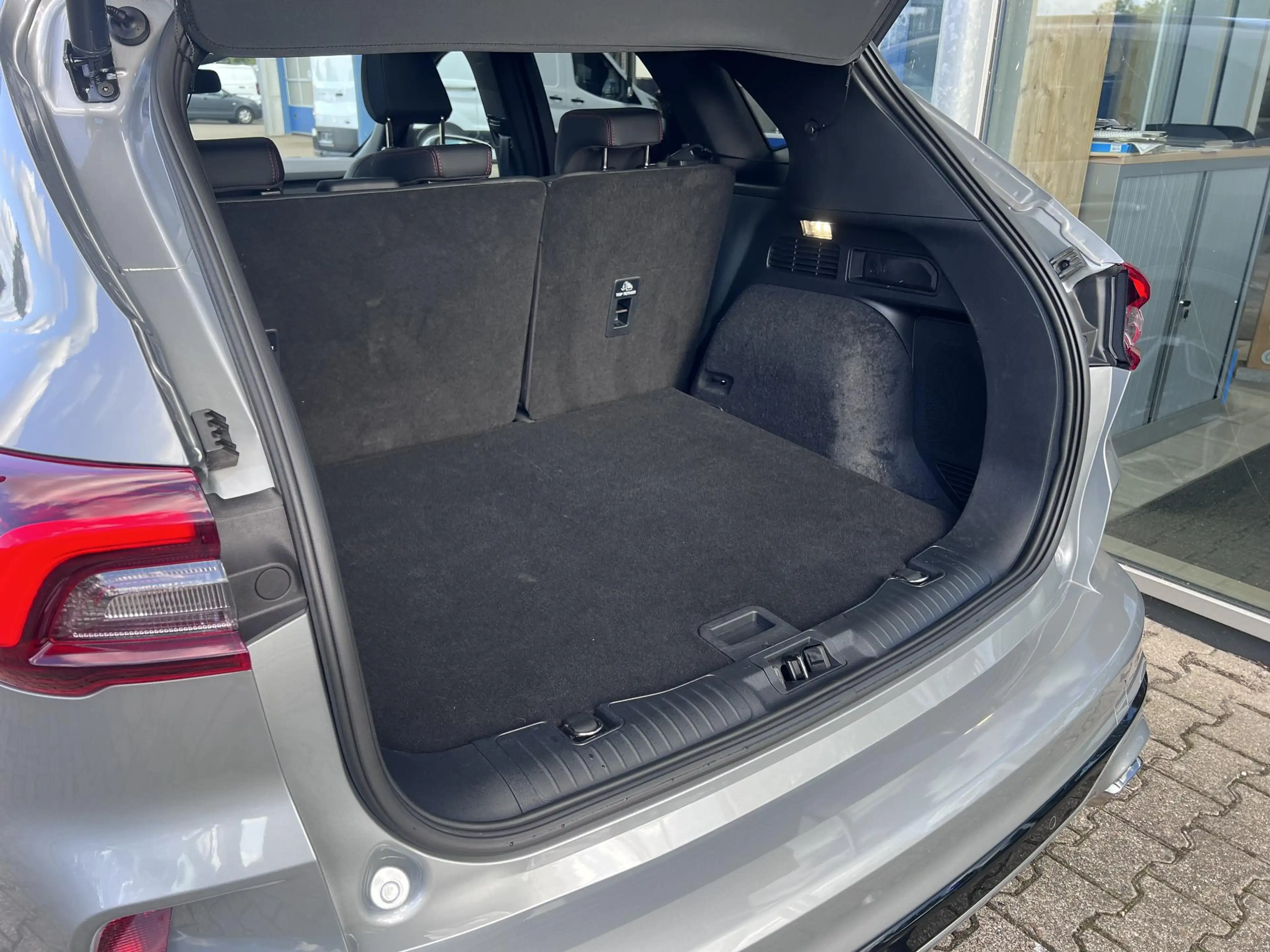 Ford Kuga 2.5 PHEV ST-Line X | Panoramadak | Wegklapbare tre — photo 11