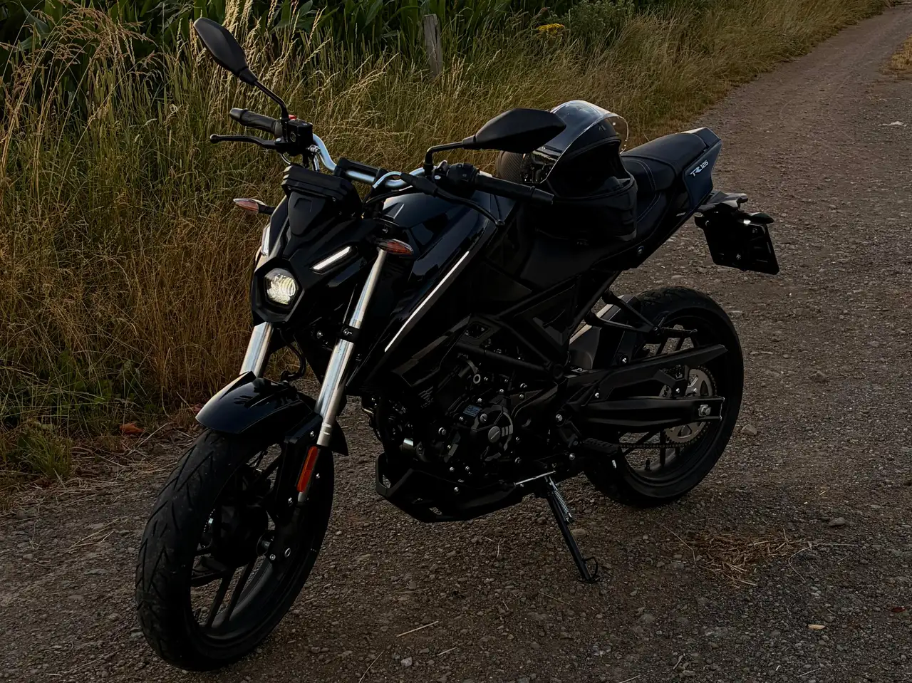 Voge R125