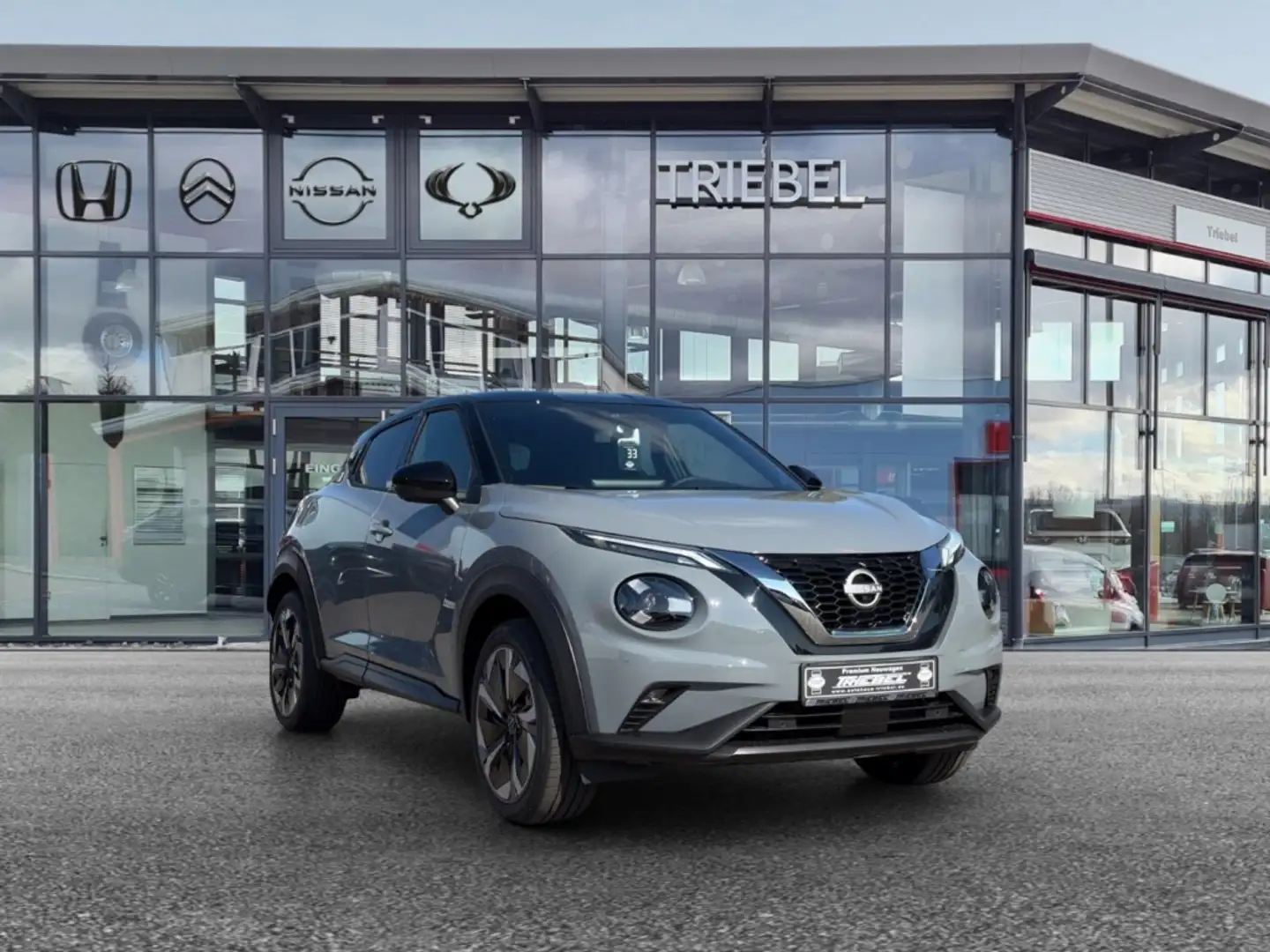 Nissan Juke N-Connecta 1.0 DIG-T °LED°Navi°SHZ°RFK°AAC° Gris - 2