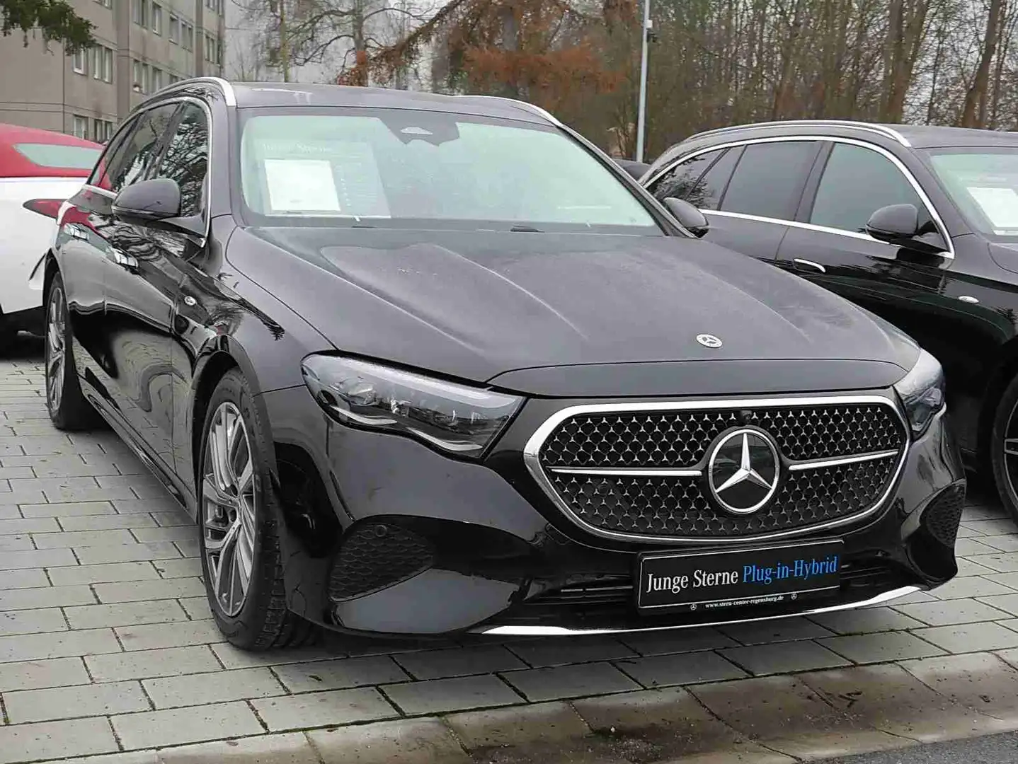 Mercedes-Benz E 300 e T-Modell+Avantgarde+DISTRONIC+360°Kamera Noir - 2