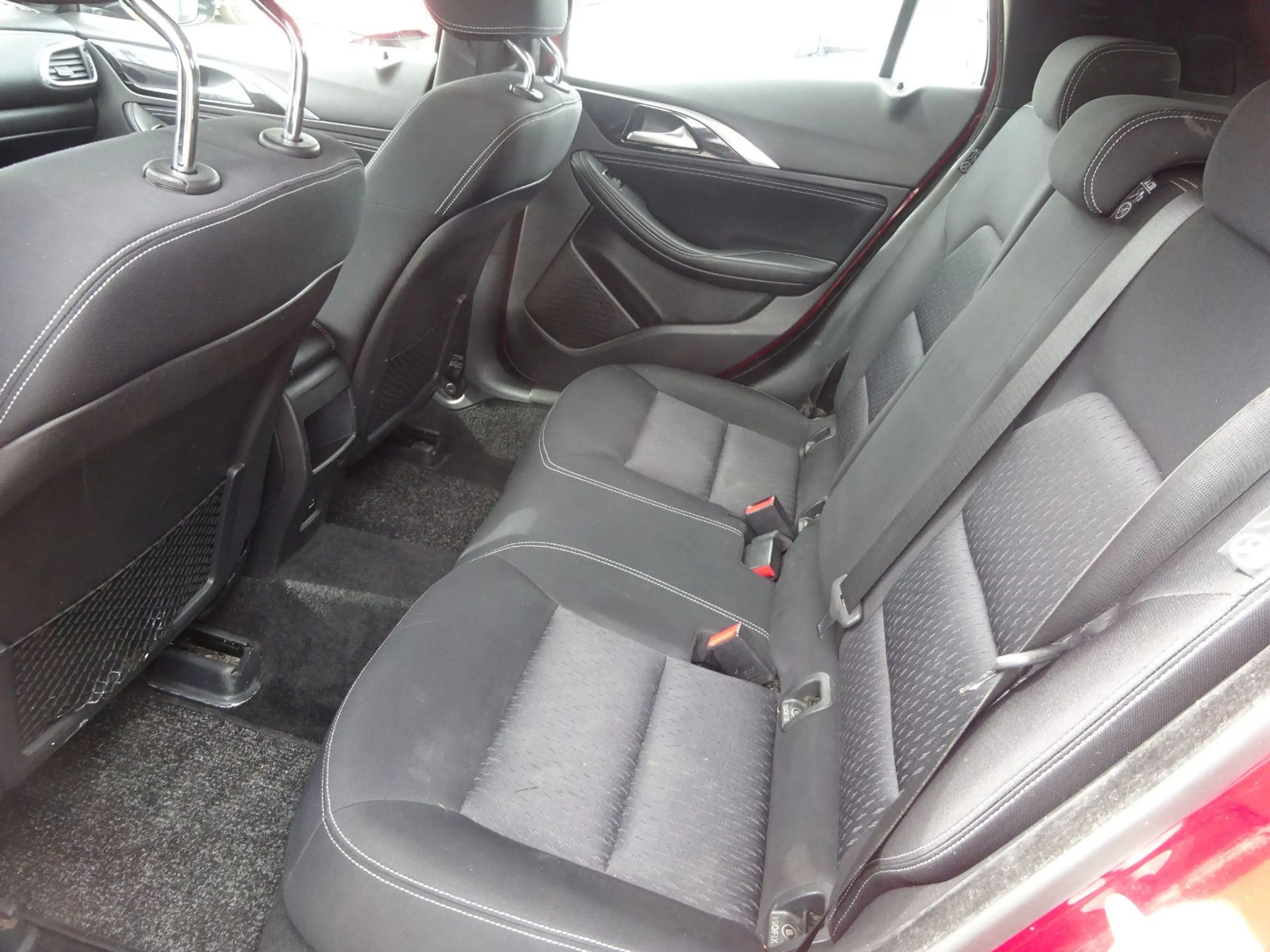Infiniti Q30 1.5d FWD City Black — photo 8